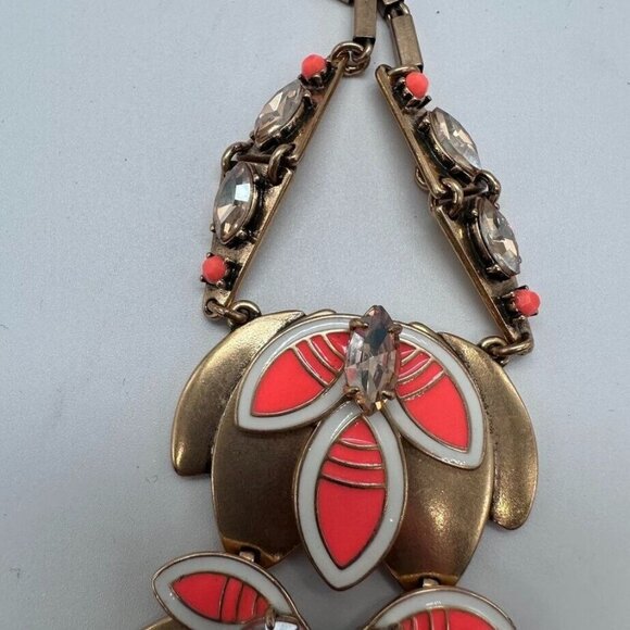 Stella & Dot Necklace 30" Gold Tone Coral Orange White Enamel Trifoil Pendant - Picture 6 of 8